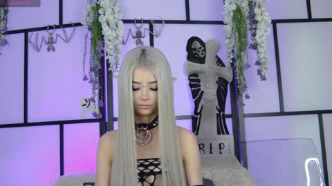 xenomy online show from October 28, 2025, 7:45 am