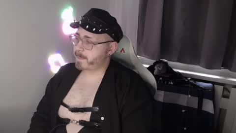 F A B I A N online show from October 25, 2025, 7:05 am