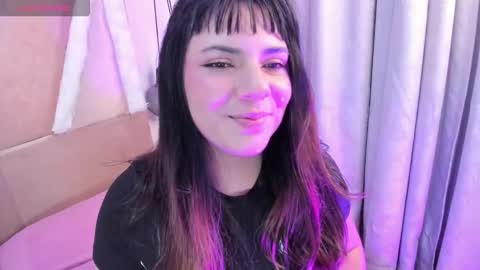 hinata  online show from January 17, 2026, 10:46 pm