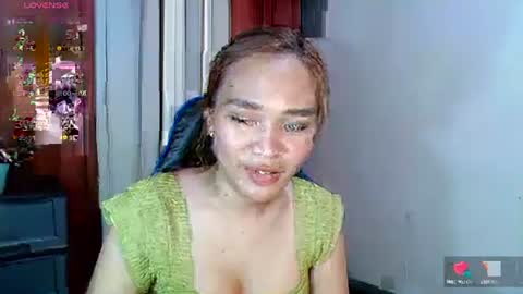 xhotlickerkiarax online show from December 30, 2024, 2:40 pm