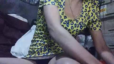 xhotskinny69x online show from January 15, 2025, 11:30 pm