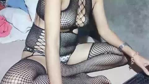 xhotskinny69x online show from October 25, 2025, 1:02 am