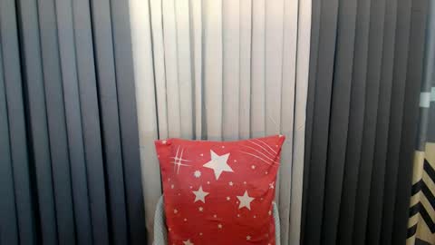 GWEN THOMPSON .......   online show from February 2, 2025, 9:02 pm