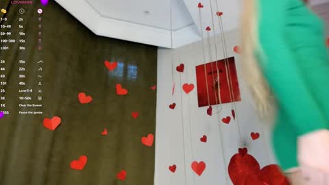 Sweetie online show from February 6, 2025, 7:56 am