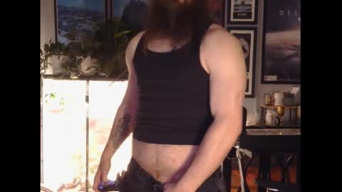 xiisil online show from March 3, 2026, 11:32 pm