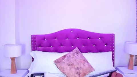 Xime  online show from October 6, 2025, 2:53 am