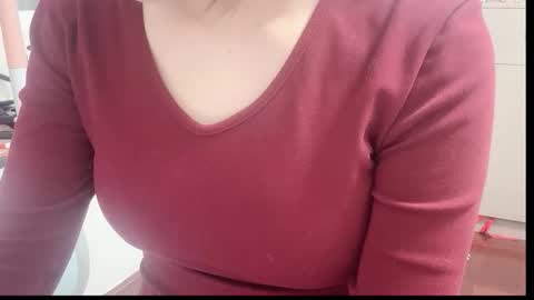 xinbao799322 online show from November 18, 2025, 5:39 pm