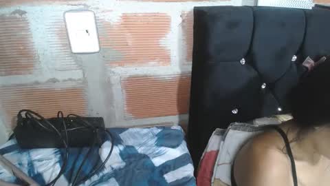 Snapshot of xiomi705825 chatting on October 21, 2025, 2:12 am xiomi705825 online show from October 21, 2025, 2:12 am