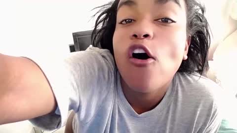 Snapshot of xiomy_winklar chatting on December 15, 2024, 3:20 pm xiomy winklar online show from December 15, 2024, 3:20 pm