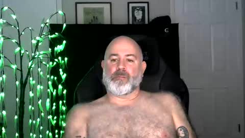 Snapshot of xjohnniex77 chatting on December 17, 2025, 7:42 pm MrSlowBurn77 online show from December 17, 2025, 7:42 pm