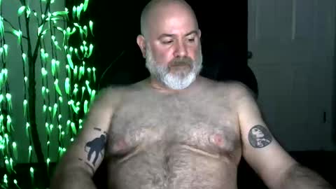 Snapshot of xjohnniex77 chatting on December 19, 2025, 2:51 am MrSlowBurn77 online show from December 19, 2025, 2:51 am