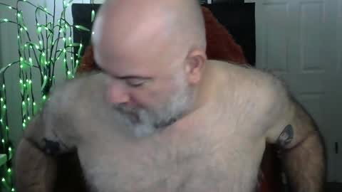 Snapshot of xjohnniex77 chatting on January 6, 2026, 4:32 pm MrSlowBurn77 online show from January 6, 2026, 4:32 pm