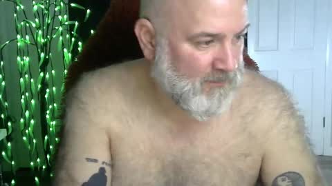 Snapshot of xjohnniex77 chatting on January 7, 2026, 4:37 am MrSlowBurn77 online show from January 7, 2026, 4:37 am