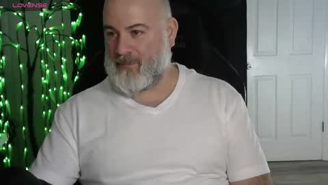 Snapshot of xjohnniex77 chatting on February 23, 2026, 3:04 am MrSlowBurn77 online show from February 23, 2026, 3:04 am