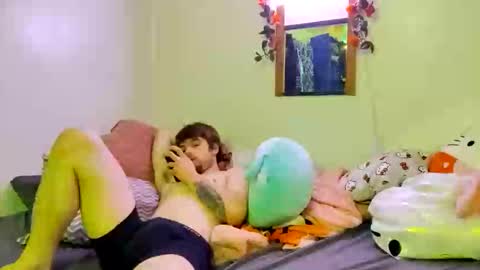 xkittymeowz online show from November 25, 2025, 6:52 pm