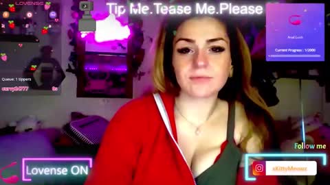 Snapshot of xkittymeowz chatting on April 25, 2026, 9:45 am xkittymeowz online show from April 25, 2026, 9:45 am