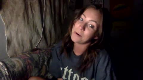 xLacyy online show from September 30, 2025, 1:54 am