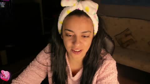 Lara online show from December 24, 2024, 10:39 pm