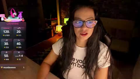 Lara online show from January 12, 2026, 9:53 pm