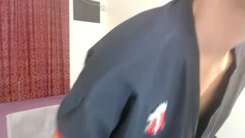 Snapshot of xlovely_destinyx chatting on December 11, 2024, 2:54 pm Alice online show from December 11, 2024, 2:54 pm