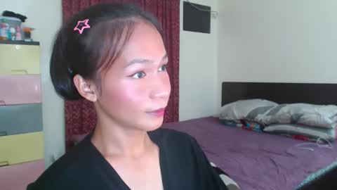 Snapshot of xlovely_destinyx chatting on January 30, 2025, 7:37 pm Alice online show from January 30, 2025, 7:37 pm