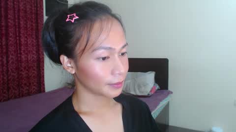 Snapshot of xlovely_destinyx chatting on February 22, 2025, 8:31 pm Alice online show from February 22, 2025, 8:31 pm