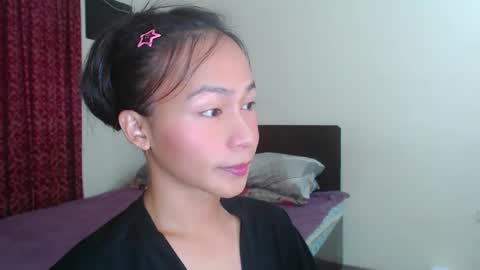 Snapshot of xlovely_destinyx chatting on February 23, 2025, 6:12 pm Alice online show from February 23, 2025, 6:12 pm