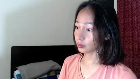 Snapshot of xlovely_destinyx chatting on October 1, 2025, 5:41 pm Alice online show from October 1, 2025, 5:41 pm
