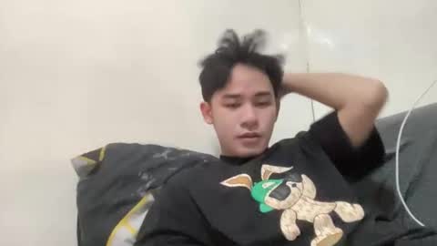 Snapshot of xluminous chatting on January 6, 2026, 8:51 am MIKAEL online show from January 6, 2026, 8:51 am