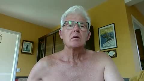 xmaeg3 online show from May 28, 2026, 9:17 am