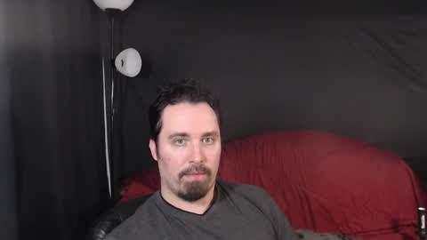 Snapshot of xmetalstudx chatting on January 20, 2025, 1:18 am MetalstudMaster online show from January 20, 2025, 1:18 am