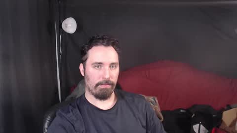 Snapshot of xmetalstudx chatting on February 18, 2025, 1:32 am MetalstudMaster online show from February 18, 2025, 1:32 am