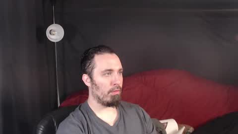 Snapshot of xmetalstudx chatting on February 24, 2025, 4:04 pm MetalstudMaster online show from February 24, 2025, 4:04 pm