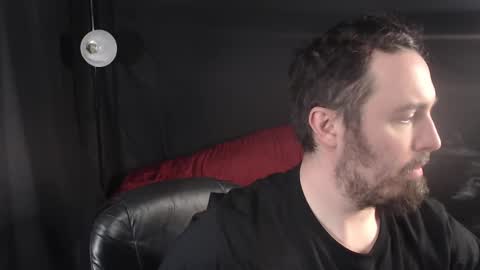 Snapshot of xmetalstudx chatting on March 4, 2025, 2:17 am MetalstudMaster online show from March 4, 2025, 2:17 am