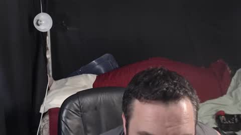 Snapshot of xmetalstudx chatting on October 16, 2025, 6:25 am MetalstudMaster online show from October 16, 2025, 6:25 am