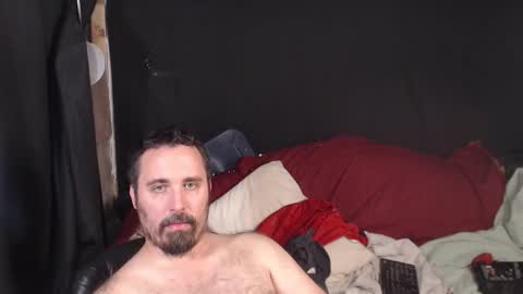 Snapshot of xmetalstudx chatting on October 19, 2025, 4:24 am MetalstudMaster online show from October 19, 2025, 4:24 am