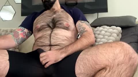 xmikemikex online show from February 6, 2025, 5:51 pm