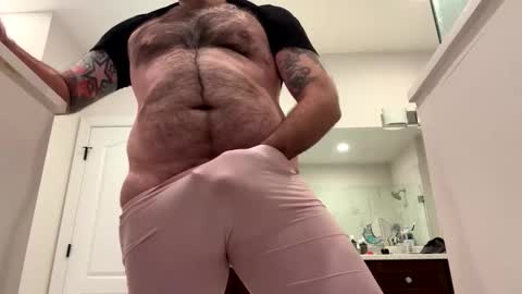 xmikemikex online show from October 23, 2025, 6:06 pm