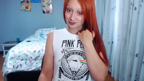 Snapshot of xnathashax1 chatting on December 5, 2024, 9:17 pm luciana online show from December 5, 2024, 9:17 pm