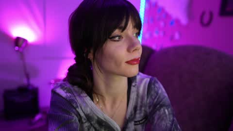 Snapshot of xobondaixo chatting on January 16, 2025, 12:42 pm Bella Bondai online show from January 16, 2025, 12:42 pm