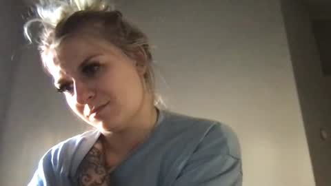 Crown online show from January 9, 2026, 6:31 pm