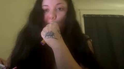 xocrybaby online show from September 28, 2025, 10:04 pm