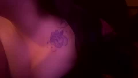 xocrybaby online show from October 13, 2025, 10:37 am