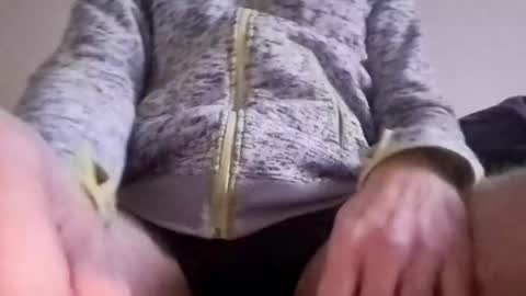 Snapshot of xorner1 chatting on December 3, 2024, 12:16 pm Horny hotty online show from December 3, 2024, 12:16 pm