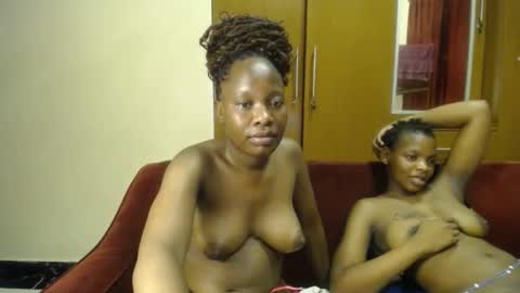 Xoxo online show from November 28, 2025, 3:47 pm