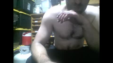 Snapshot of xploringus1 chatting on May 10, 2026, 9:03 am Xploringus online show from May 10, 2026, 9:03 am
