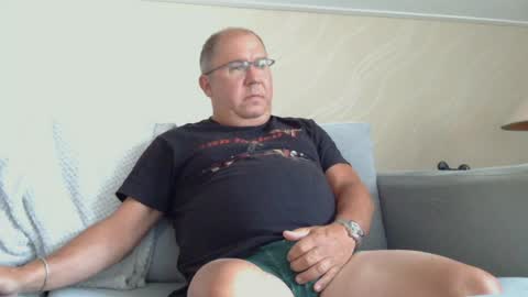 Snapshot of xrap chatting on August 2, 2026, 6:28 pm xrap online show from August 2, 2026, 6:28 pm