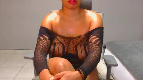 spykeXtee online show from May 26, 2026, 4:08 am