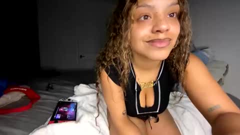 xStarGazingx online show from December 12, 2024, 11:18 am