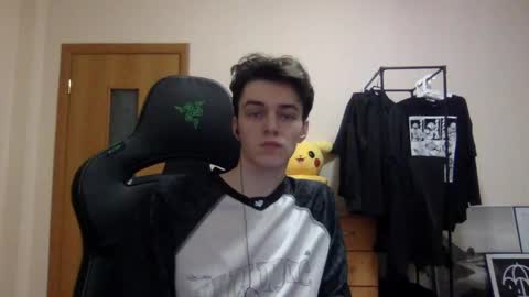 traqqq online show from February 10, 2025, 10:19 pm